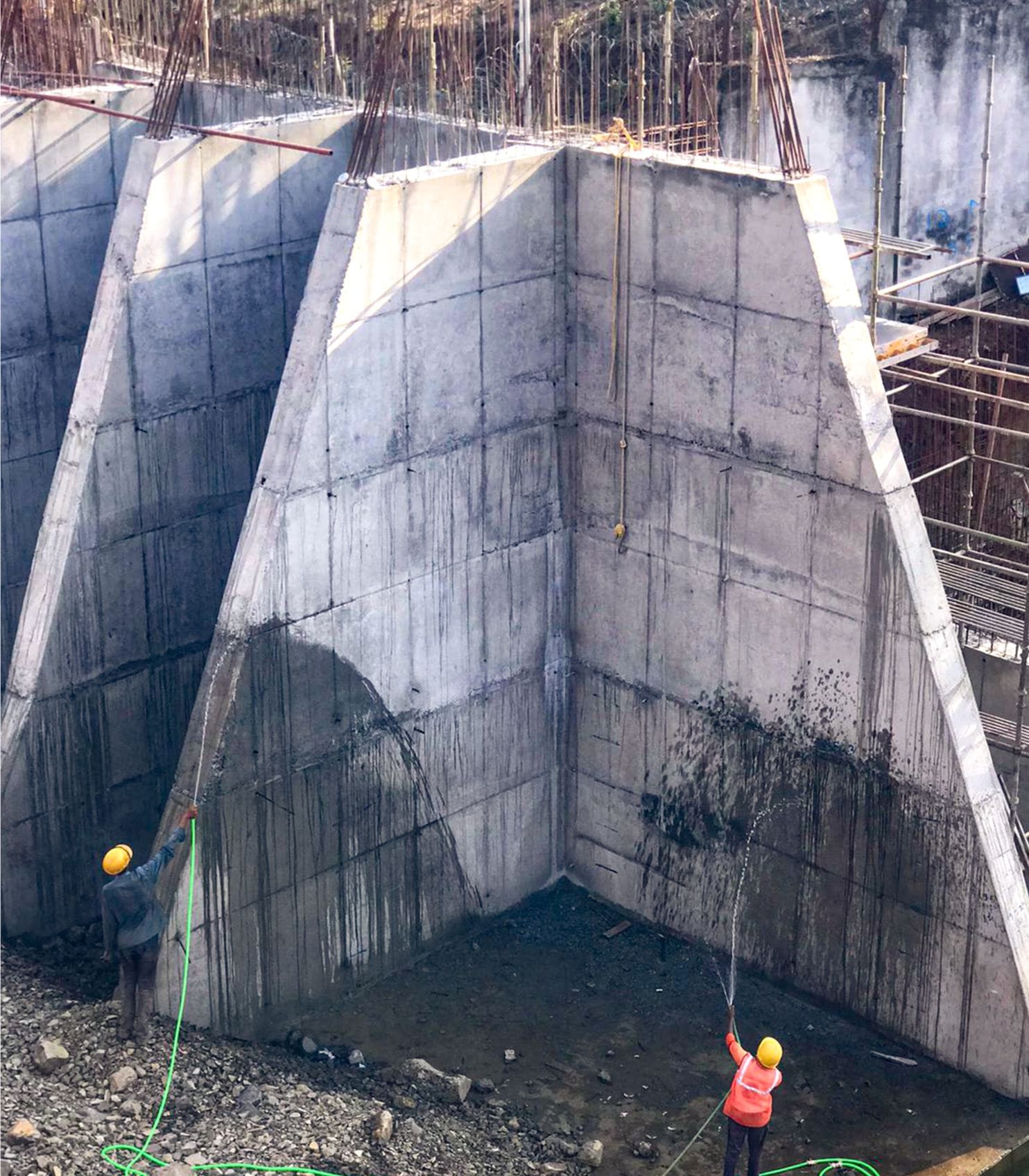 Cast concrete retaining wall at the SSC Plant